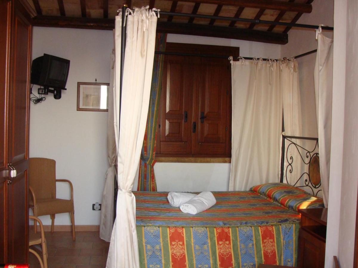 Baglio Cofano Rooms & Relax 쿠스토나치 객실 사진